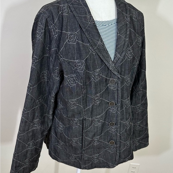 D& Co sz Md jacket, blazer in a grayish color with top stitching on the jacket - Picture 6 of 11